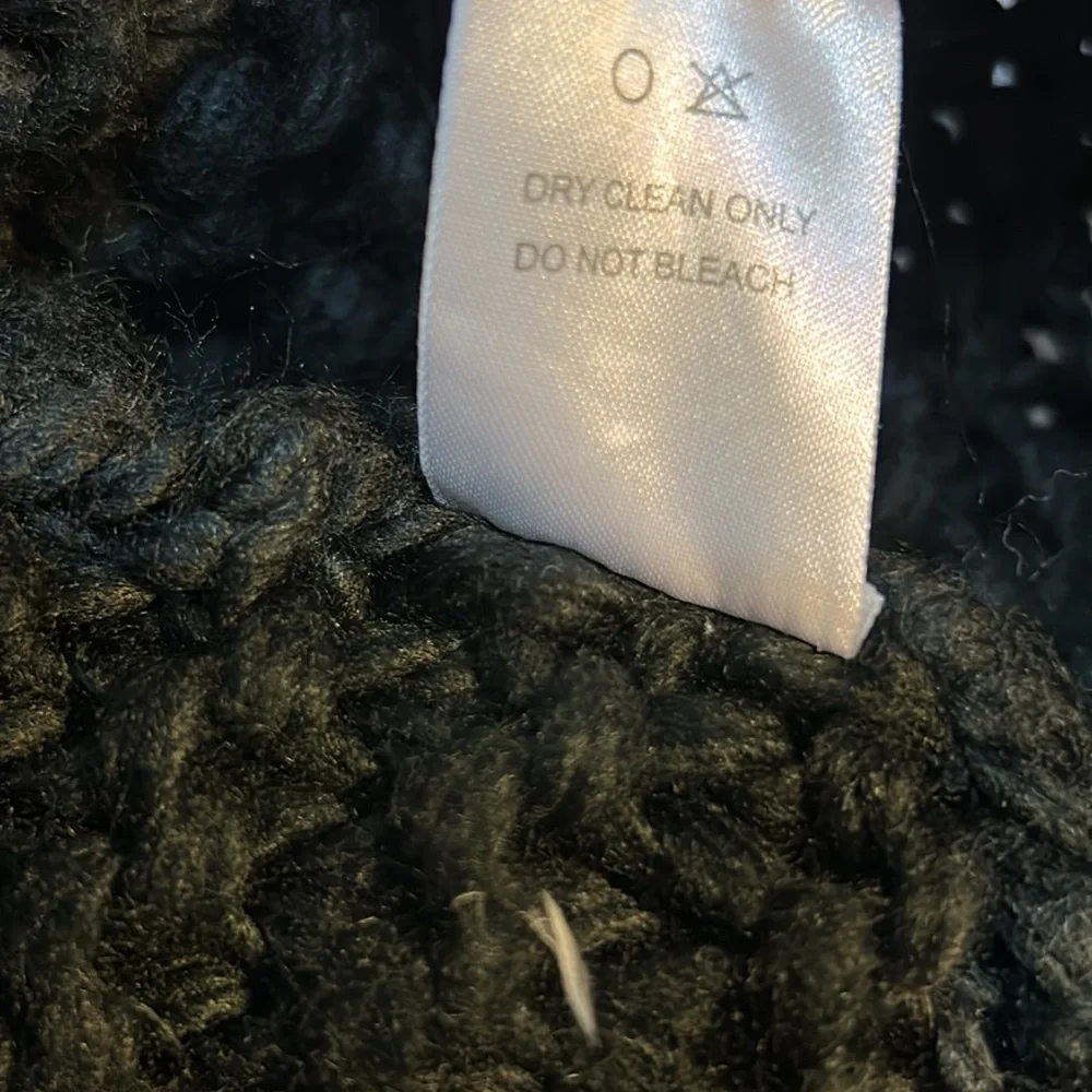 Chicwish Cuteness on Sleeves Black Cardigan Size Medium Oversized Chunky Boho - Picture 6 of 9